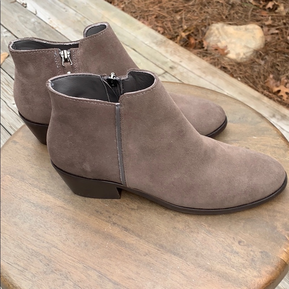 Thursday Boot Co. Suede Downtown Ankle Boot Sz 8.5